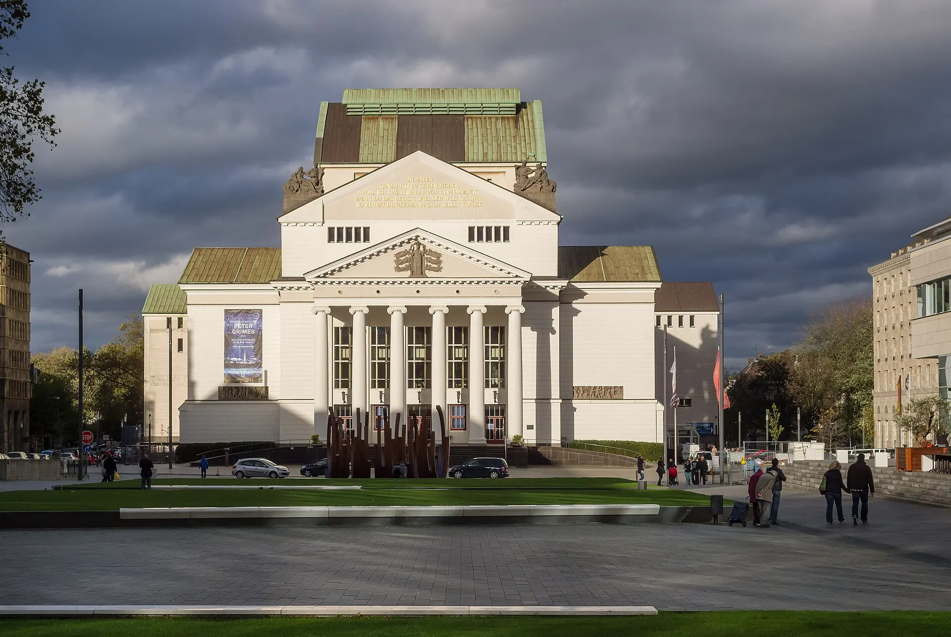 Theater Duisburg am König-Heinrich-Platz
